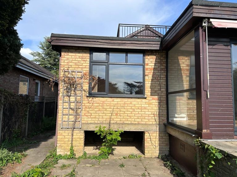 Staines, Greater London – Upvc windows and aluminium bifold door